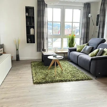 Exklusives Penthouse Mit Dachterrasse, Hochwertig Ausgestatteter Küche Mit Dampfgarer, Inklusive 2 Stellplätze Und Fahrradgarage Apartamento *