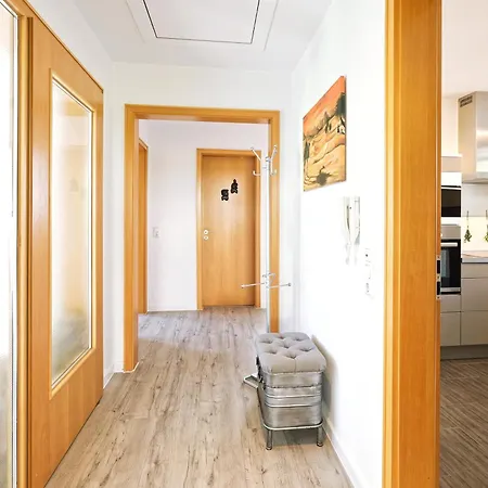 Apartamento Exklusives Penthouse Mit Dachterrasse, Hochwertig Ausgestatteter Küche Mit Dampfgarer, Inklusive 2 Stellplätze Und Fahrradgarage *