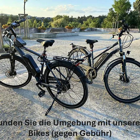 Apartamento Exklusives Penthouse Mit Dachterrasse, Hochwertig Ausgestatteter Küche Mit Dampfgarer, Inklusive 2 Stellplätze Und Fahrradgarage