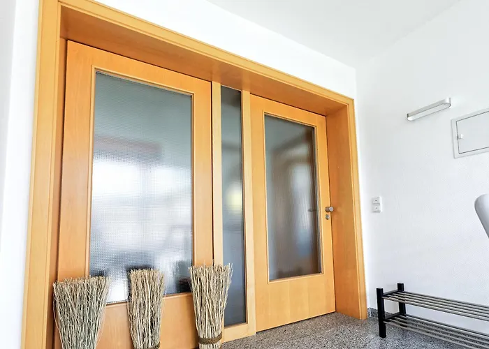 Exklusives Penthouse Mit Dachterrasse, Hochwertig Ausgestatteter Kueche Mit Dampfgarer, Inklusive 2 Stellplaetze Und Fahrradgarage * Kulmbach
