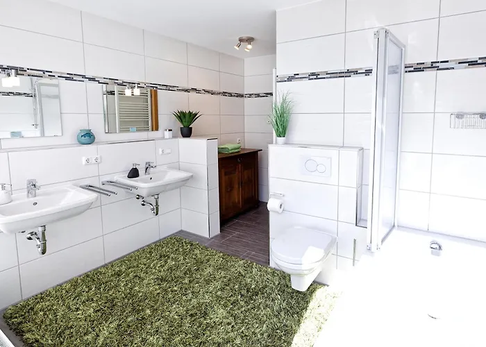 Exklusives Penthouse Mit Dachterrasse, Hochwertig Ausgestatteter Kueche Mit Dampfgarer, Inklusive 2 Stellplaetze Und Fahrradgarage Lejlighed *