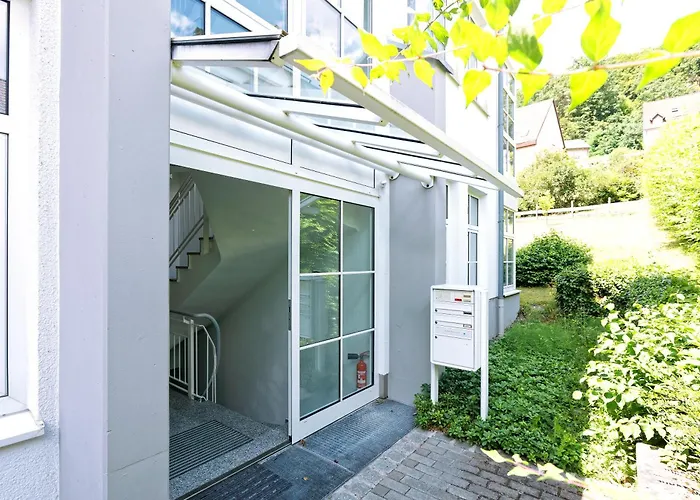 Exklusives Penthouse Mit Dachterrasse, Hochwertig Ausgestatteter Kueche Mit Dampfgarer, Inklusive 2 Stellplaetze Und Fahrradgarage * Kulmbach